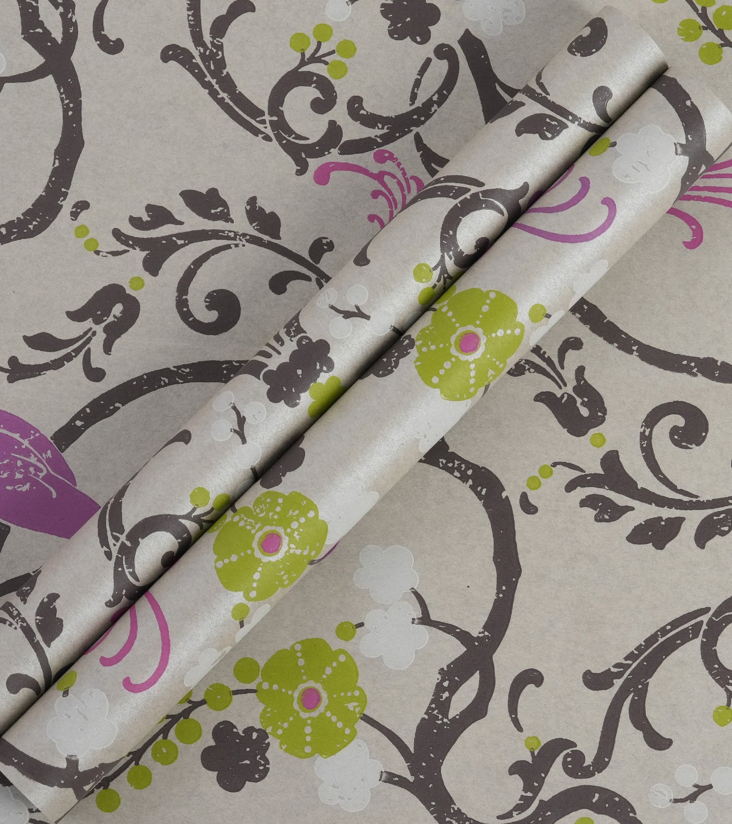 Flamenco Beige Floral Design Wallpaper 320722