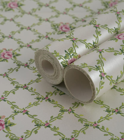 Lavender Dream Green Leafy Criss Cross Floral Design Wallpaper 322380